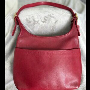 Vintage 2000 RED COACH Hobo Bag 9058 Excellent Condition (USA Seller) w/ hangtag